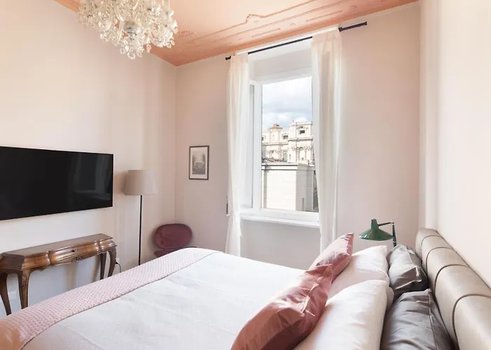 New Apartment With Amazing View Of S Peter\'S Dome